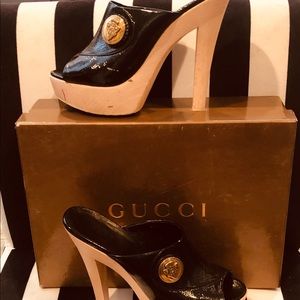 Women’s Gucci Vernice Naplack High heals size:8